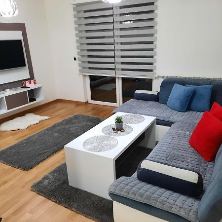 Apartman Bulevar Sarajevo - Free Parking Exterior photo