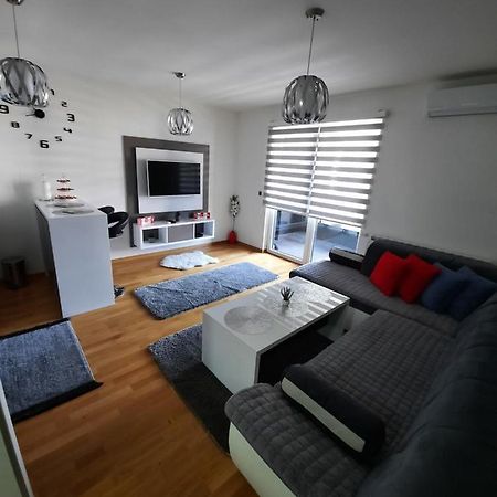 Apartman Bulevar Sarajevo - Free Parking Exterior photo