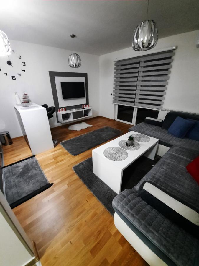 Apartman Bulevar Sarajevo - Free Parking Exterior photo