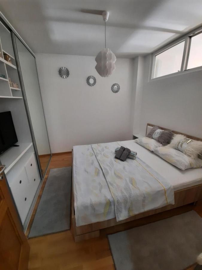 Apartman Bulevar Sarajevo - Free Parking Exterior photo